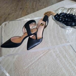 Louise etCie 6.5 Black Heels